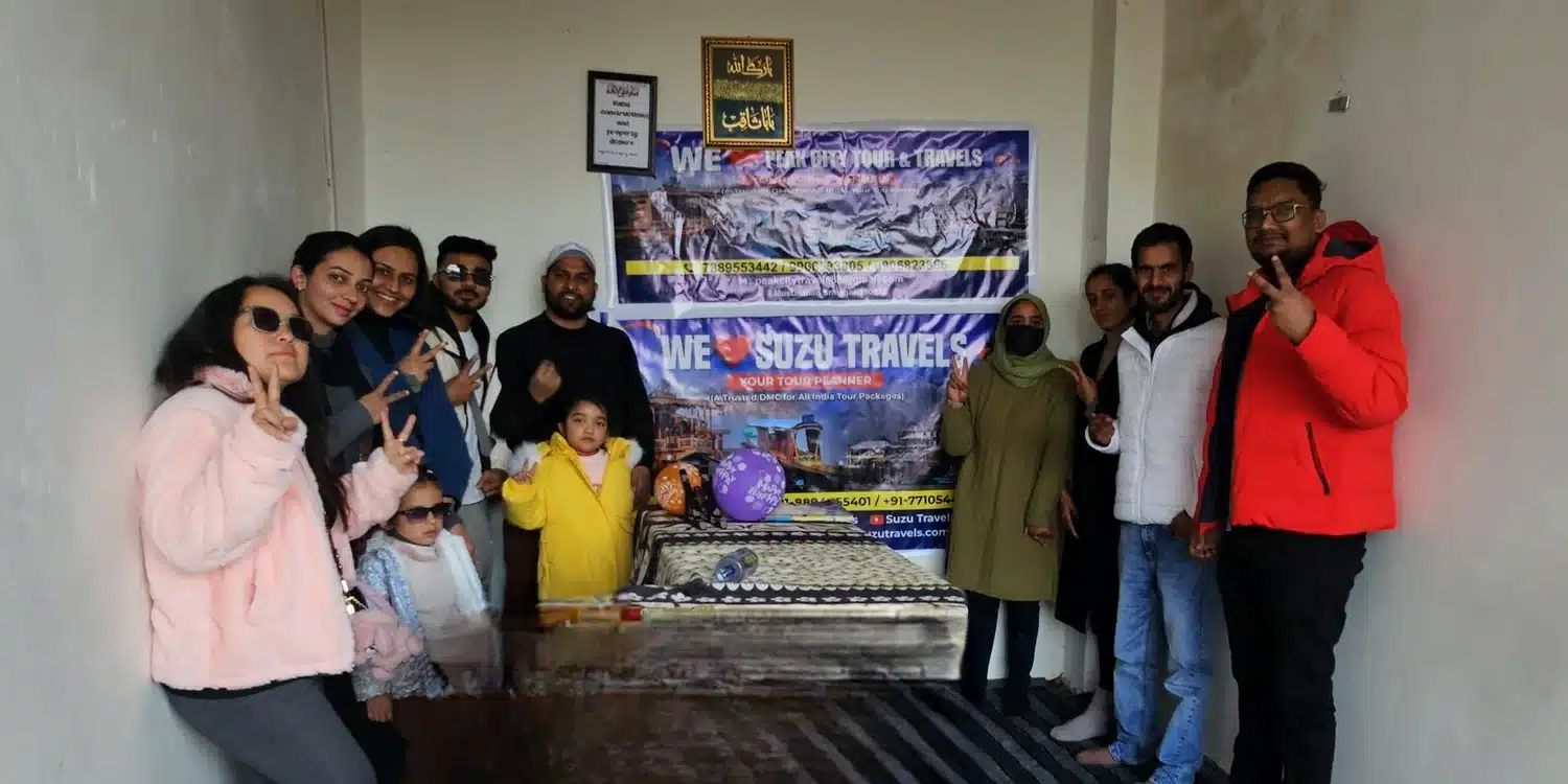 Suzu Travels guests with our team in Kashmir