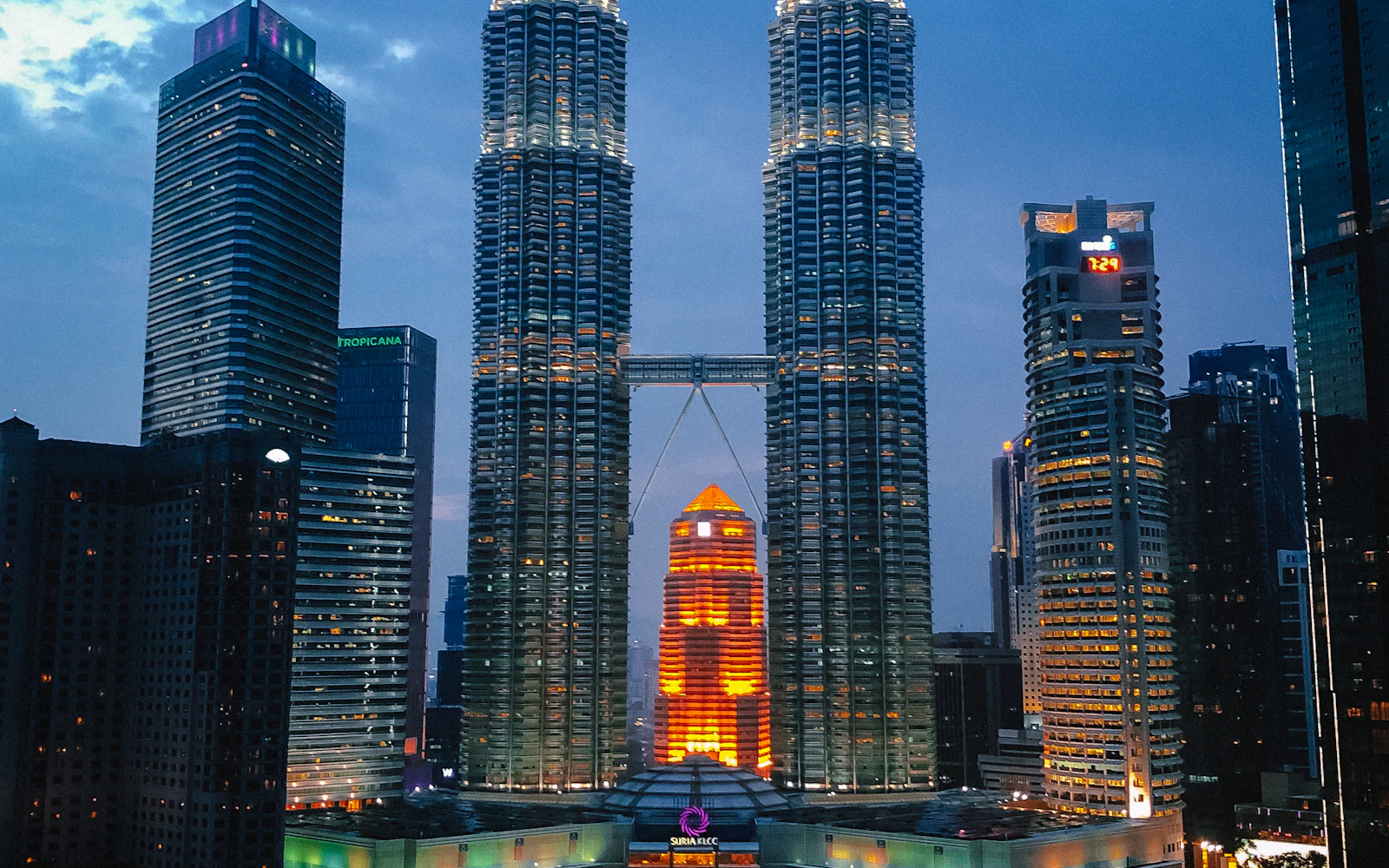 suzu abroad malaysia 1 Petronas Twin Towers at blue hour, Kuala Lumpur